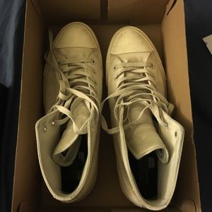 Converse Shoes - Cream Converse Converse Shoes - Cream Converse